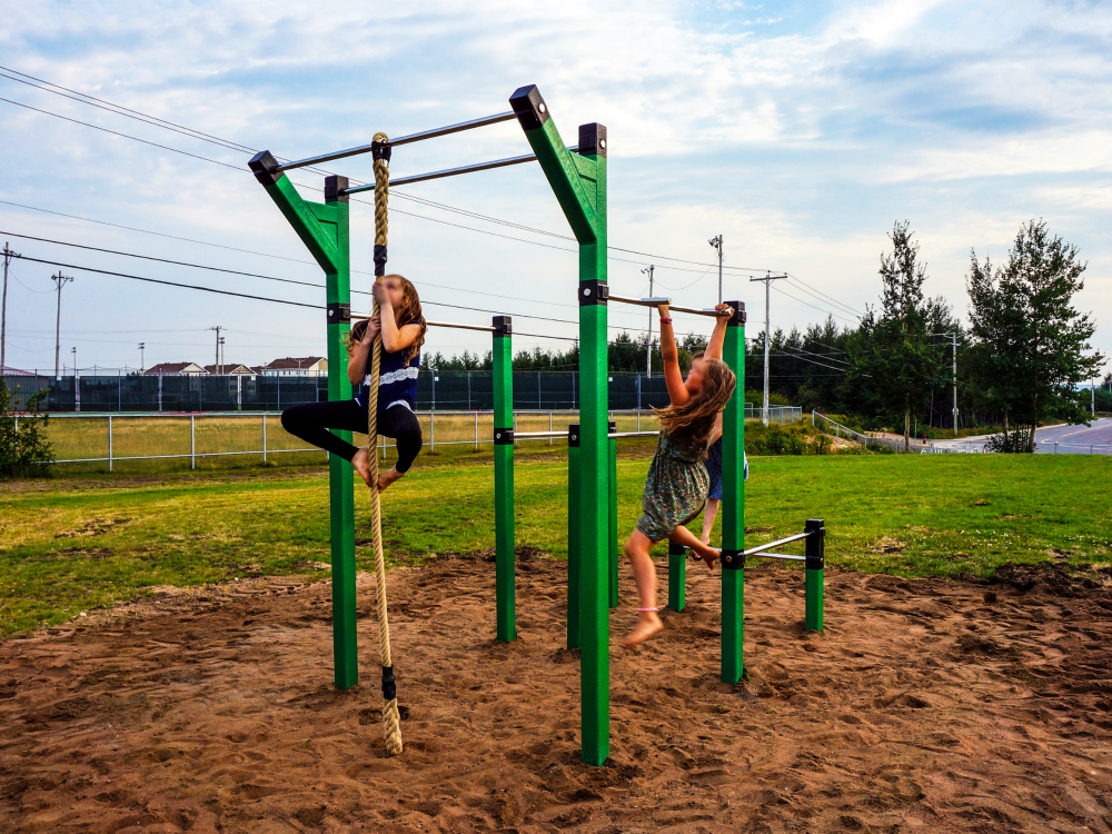 module enfant atlasbarz 1000x750 Outdoor Fitness Class   École du Boisé, Sept Îles